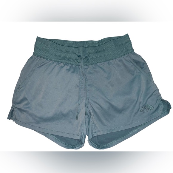 THE NORTH FACE Women's Aphrodite Motion Short in Goblin Blue - Picture 3 of 8